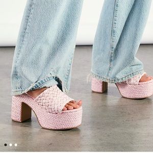Free People Jeffrey Campbell Marla Woven
Platform Sandals US 9 in Blush